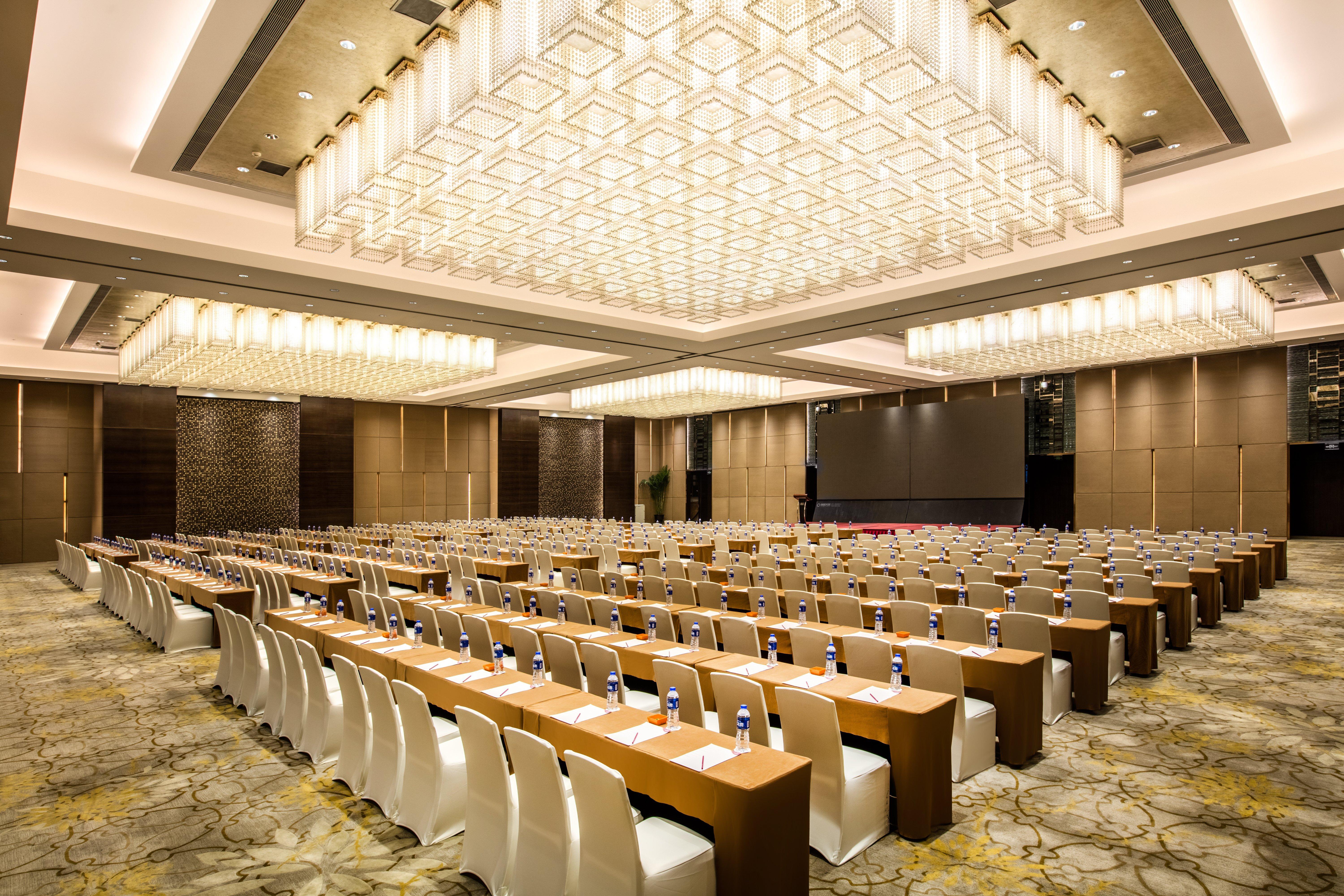 Crowne Plaza Nanjing Jiangning By Ihg Hotel Exterior photo